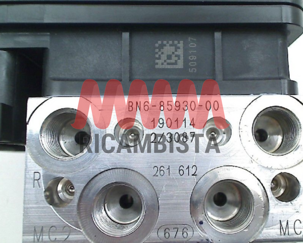 BN6-85930-00 Yamaha YZF R6 centralina gruppo pompa ABS Euro 235
