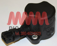 Interruttore luce retromarcia Audi Seat Skoda e Volkswagen 02A 945 413 C 02A945413C